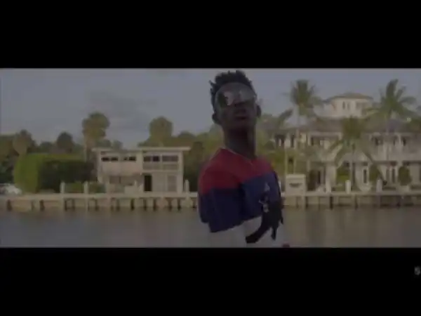 Video: Young Mozie - Eyes Over Me (Logic Remix)